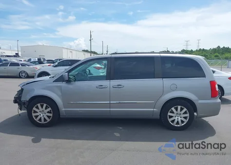 2016 Chrysler Town & Country Touring из США, поврежденный, VIN 2C4RC1BG5GR205361